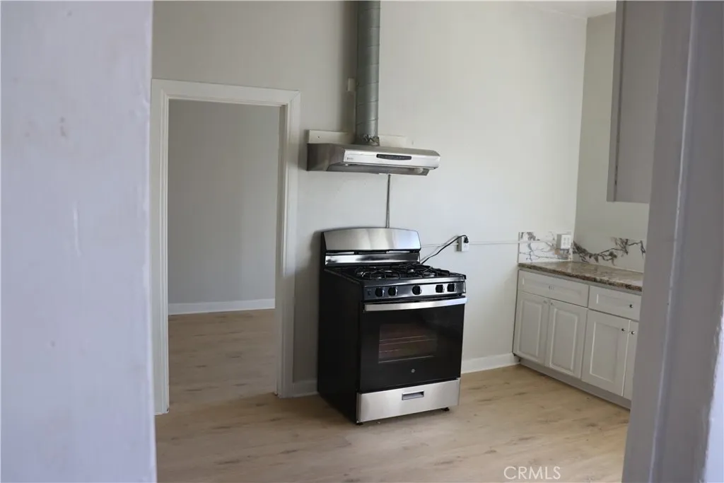 1971 7th, Riverside, California 92507 home-pic-12